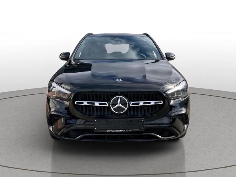 Gebraucht Mercedes GLA180 Progressive 116 PS (85 kW) 2025 Schwarz SUV