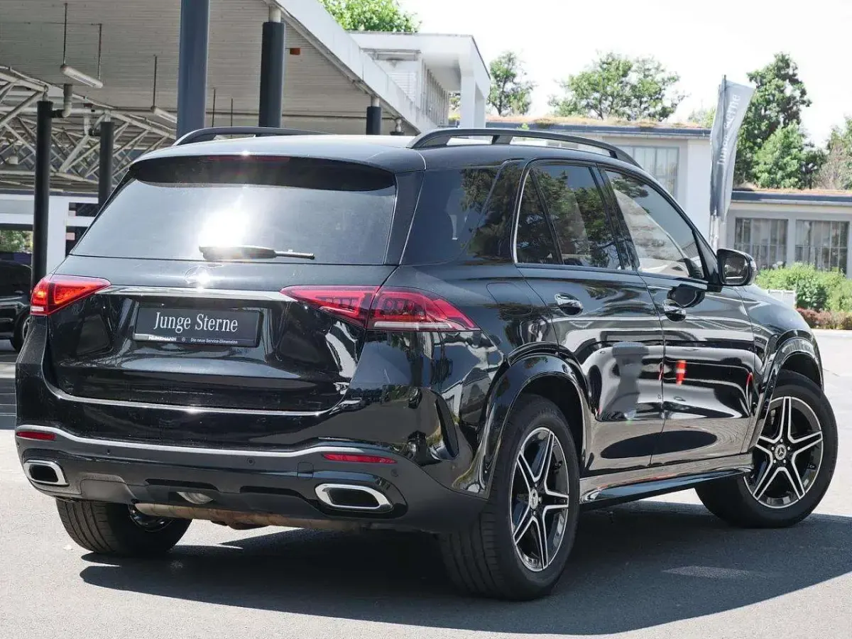 Gebraucht Mercedes GLE350 AMG 333 PS (244 kW) 2022 Schwarz SUV