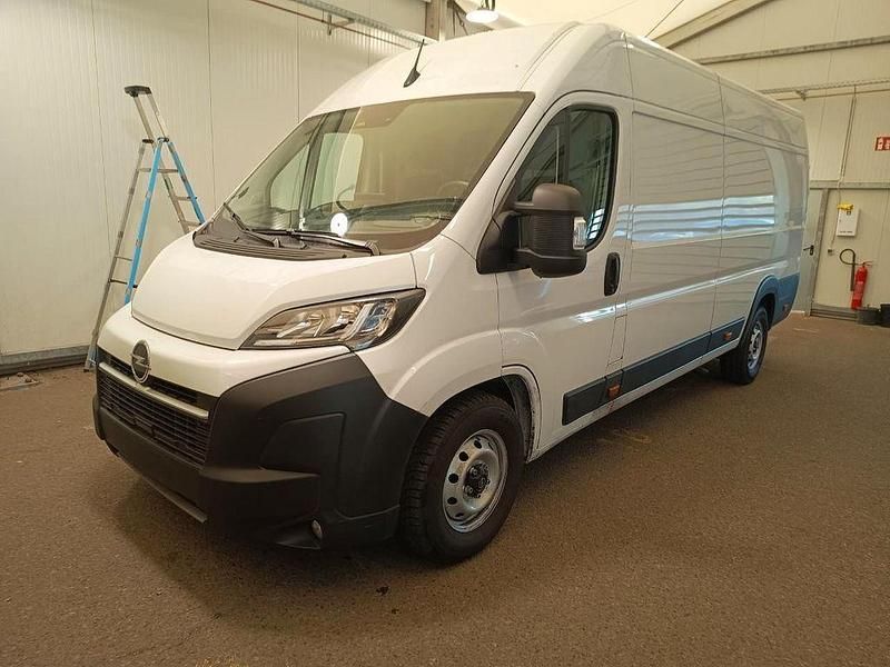 Gebraucht Opel Movano 140 PS (102 kW) 2024 Weiß Van