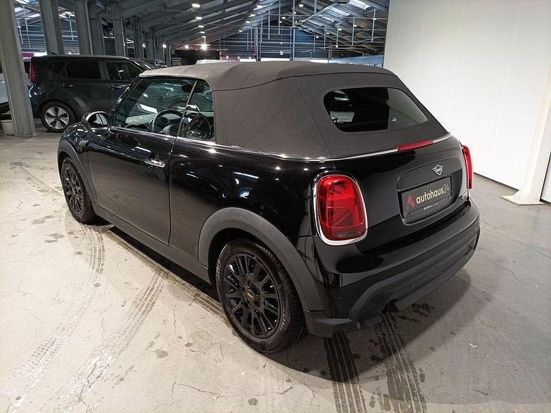 Gebraucht Mini ONE Essential 102 PS (75 kW) 2021 Schwarz Kleinwagen