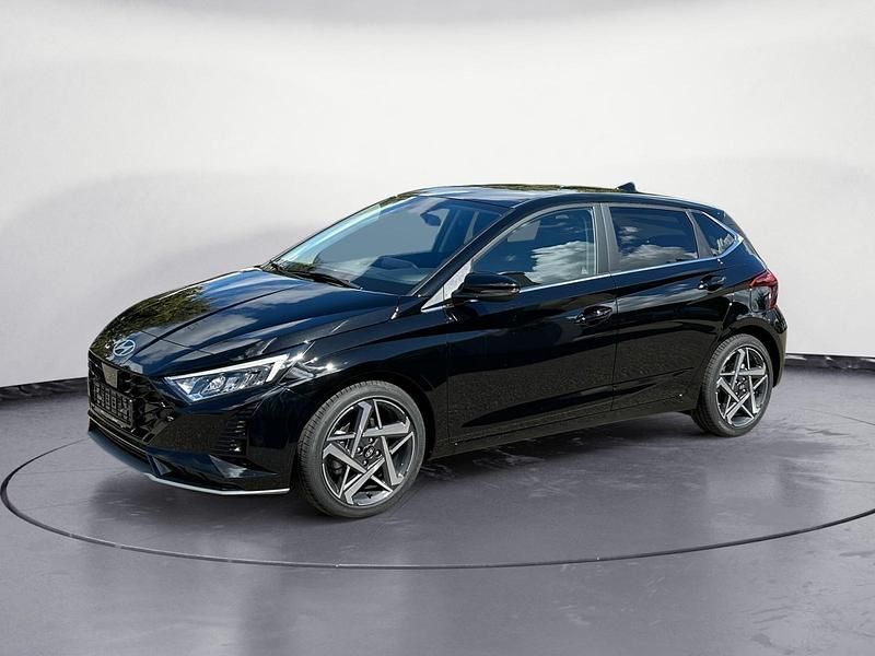 Neu Hyundai i20 Prime 101 PS (74 kW) 2025 Phatom black Limousine