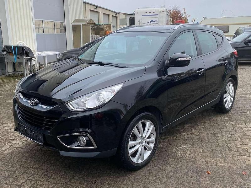 Schwarz Gebraucht 2013 Hyundai ix35 Premium SUV | 11.950 € (Fairer Preis) - Bild 1/4
