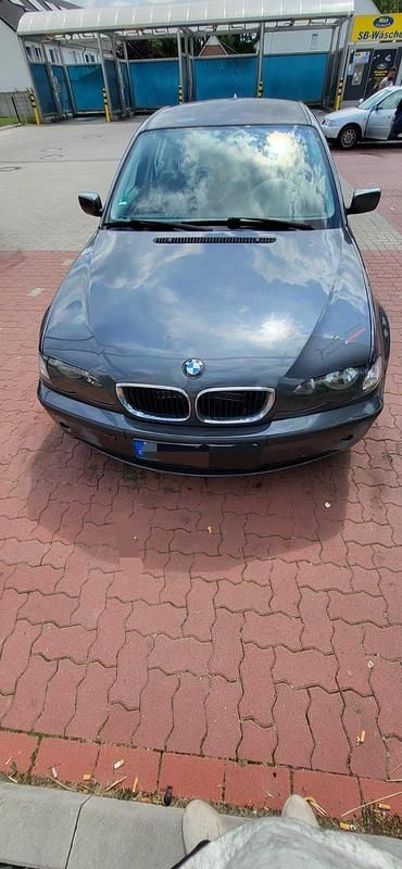 Gebraucht BMW 316 115 PS (84 kW) 2002 Andere farben Limousine