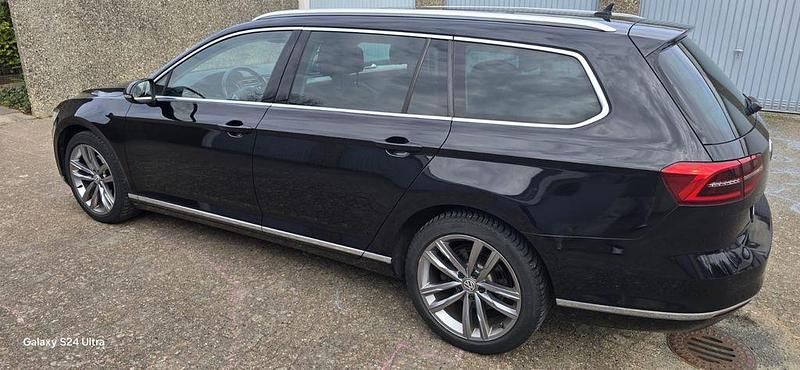 Gebraucht VW Passat Highline 179 PS (131 kW) 2017 Schwarz Kombi