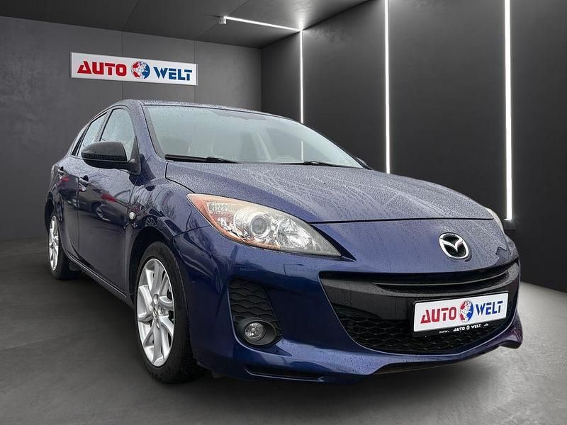 Second-hand Mazda 3 Edition 105 CP (77 kW) 2012 Albastru Berlinǎ