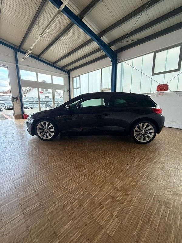 Second-hand VW Scirocco 165 CP (121 kW) 2009 Negru Coupe