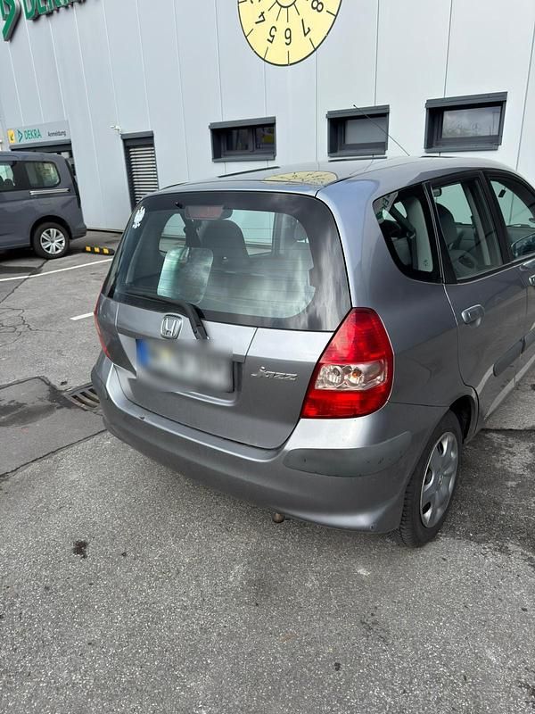 Gebraucht Honda Jazz 90 PS (66 kW) 2005 Silber Kleinwagen