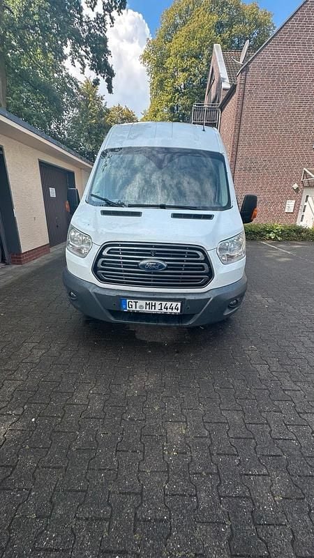 Weiß Gebraucht 2019 Ford Transit Van / Kleinbus | 11.000 € (Teuer) - Bild 1/4