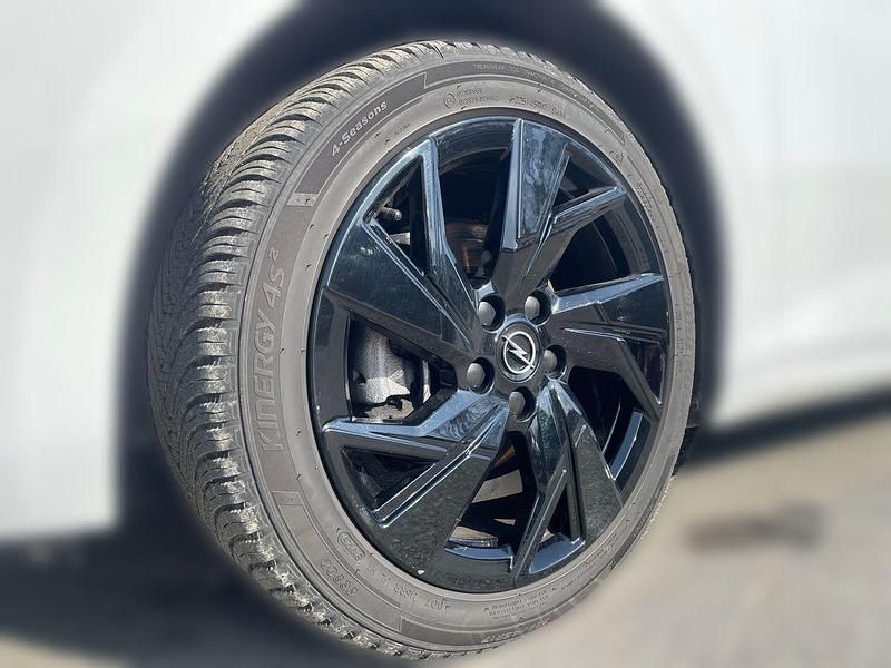 Gebraucht Opel Astra 131 PS (96 kW) 2024 Weiß Limousine