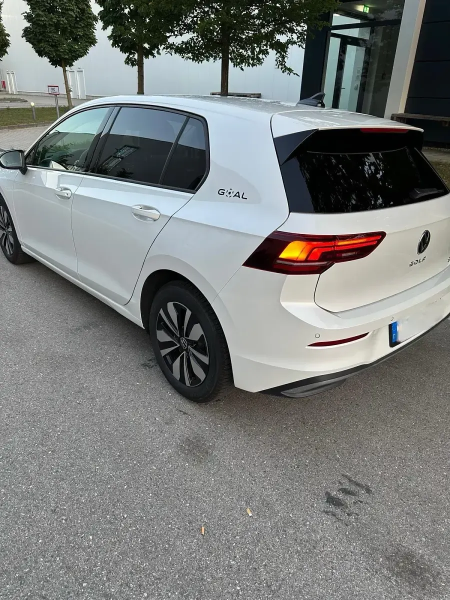 Gebraucht VW Golf VIII Goal 150 PS (110 kW) 2025 Weiß Limousine