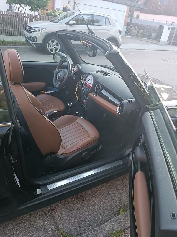Gebraucht Mini Cooper Cabriolet 122 PS (89 kW) 2014 Schwarz Cabrio