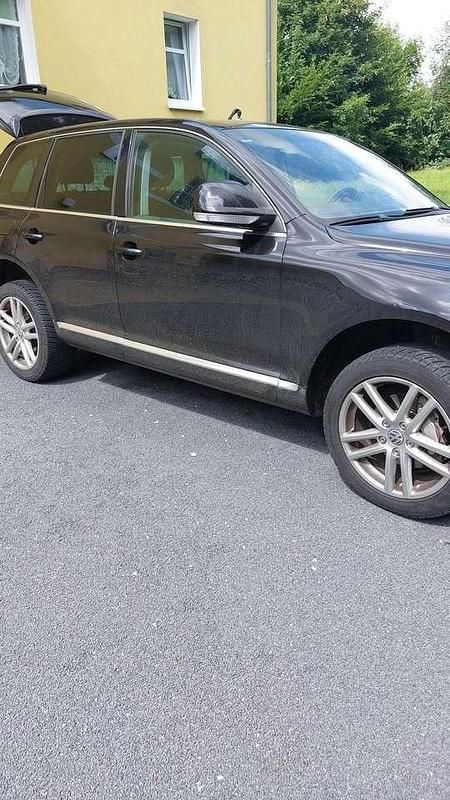 Schwarz Gebraucht 2008 VW Touareg Individual SUV | 7.900 € (Fairer Preis) - Bild 1/4
