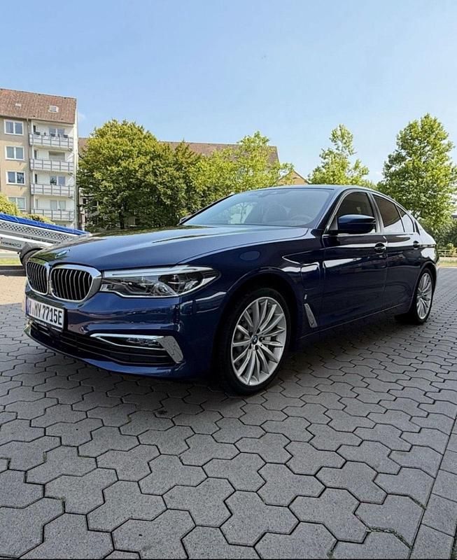 Gebraucht BMW 530 iPerformance 256 PS (188 kW) 2018 Blau Limousine