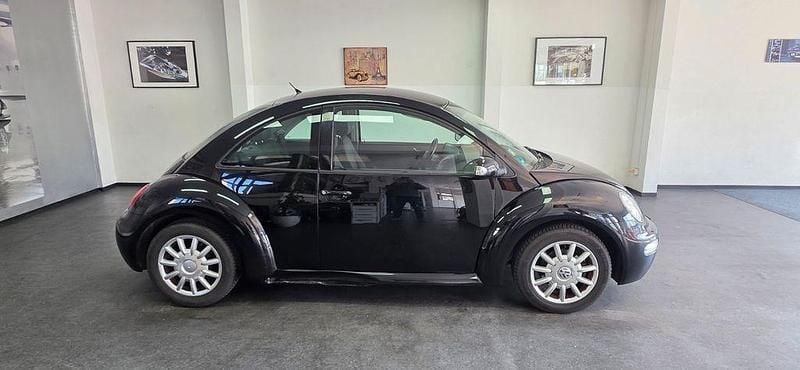 Gebraucht VW New Beetle 102 PS (75 kW) 2005 Schwarz Kleinwagen