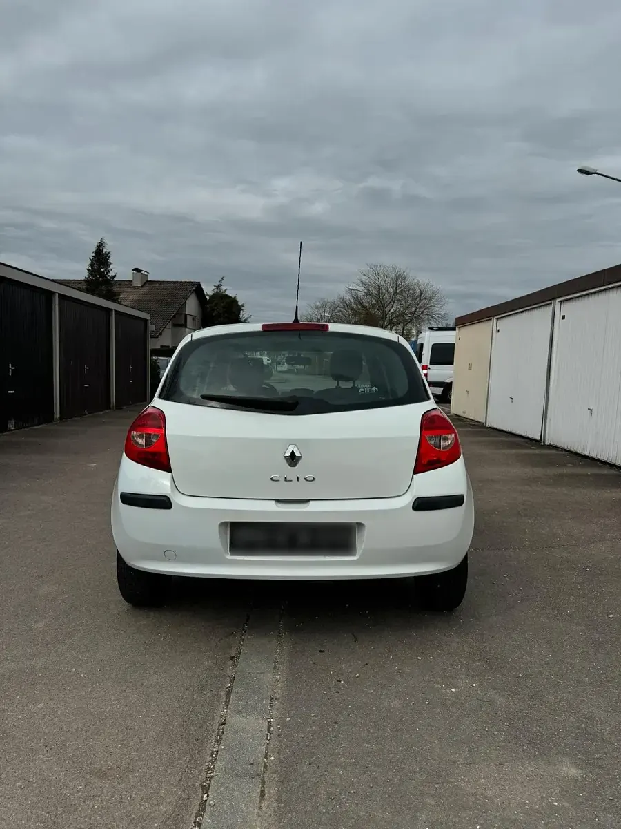 Gebraucht Renault Clio 75 PS (55 kW) 2008 Weiß Kleinwagen