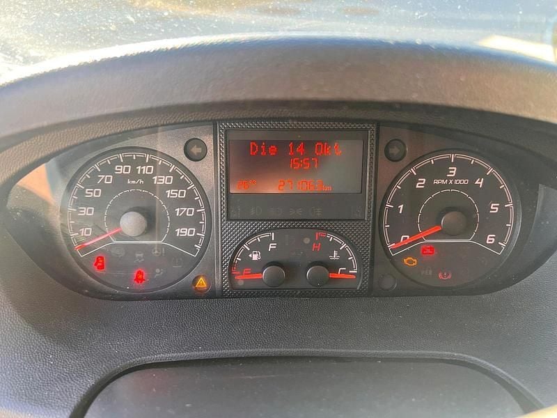 Gebraucht Peugeot Boxer 110 PS (80 kW) 2018 Weiß Van