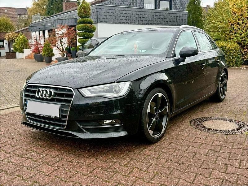 Schwarz Gebraucht 2014 Audi A3 Sportback Ambition Limousine | 10.900 € (Superpreis) - Bild 1/4