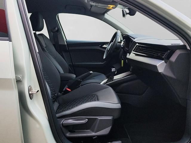 Gebraucht Audi A1 Sportback Advanced Plus 116 PS (85 kW) 2025 Tausilber metallic Kleinwagen