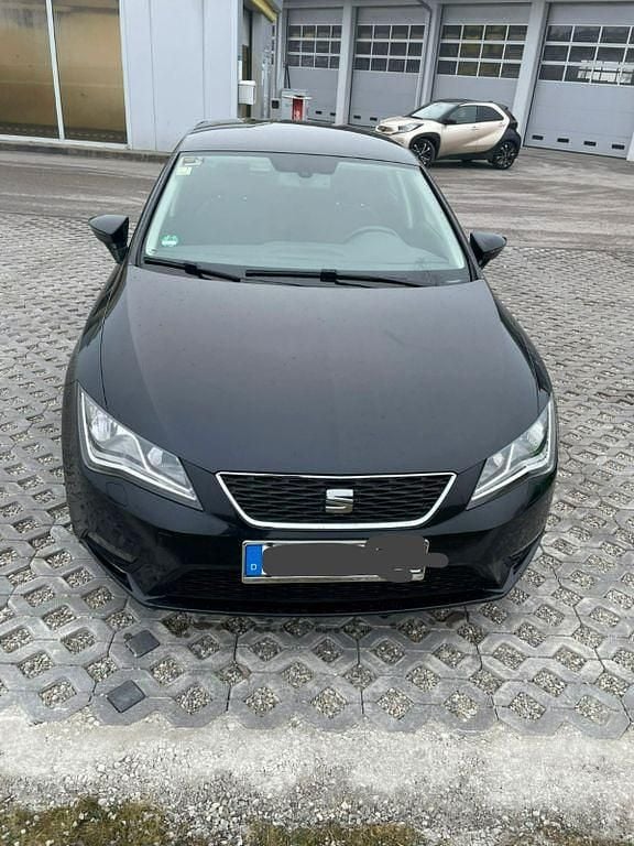 Schwarz Gebraucht 2013 Seat Leon ST Style Kombi | 5.250 € (Guter Preis) - Bild 1/4