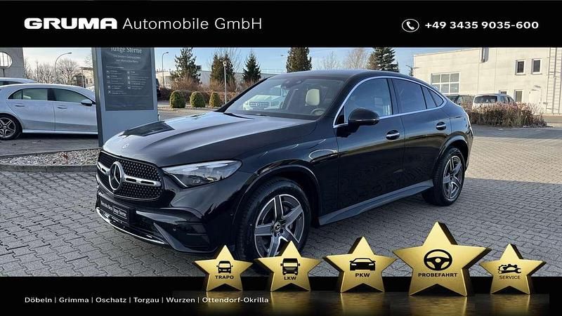 Lack obsidianschwarz Gebraucht 2023 Mercedes GLC450 Premium Plus Coupé | 81.930 € (Fairer Preis) - Bild 1/4