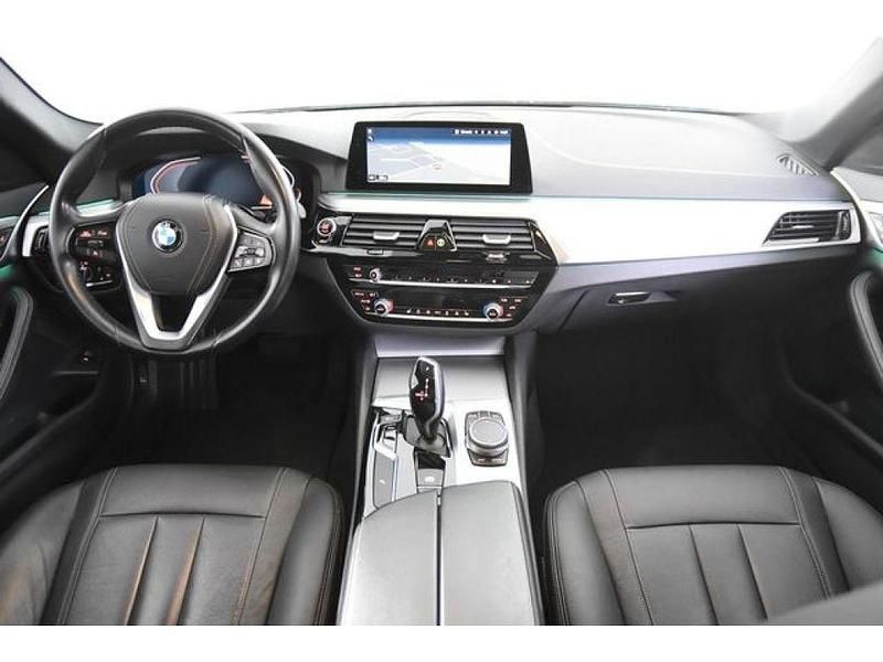 Gebraucht BMW 520 190 PS (139 kW) 2020 Schwarz (metallic) Kombi