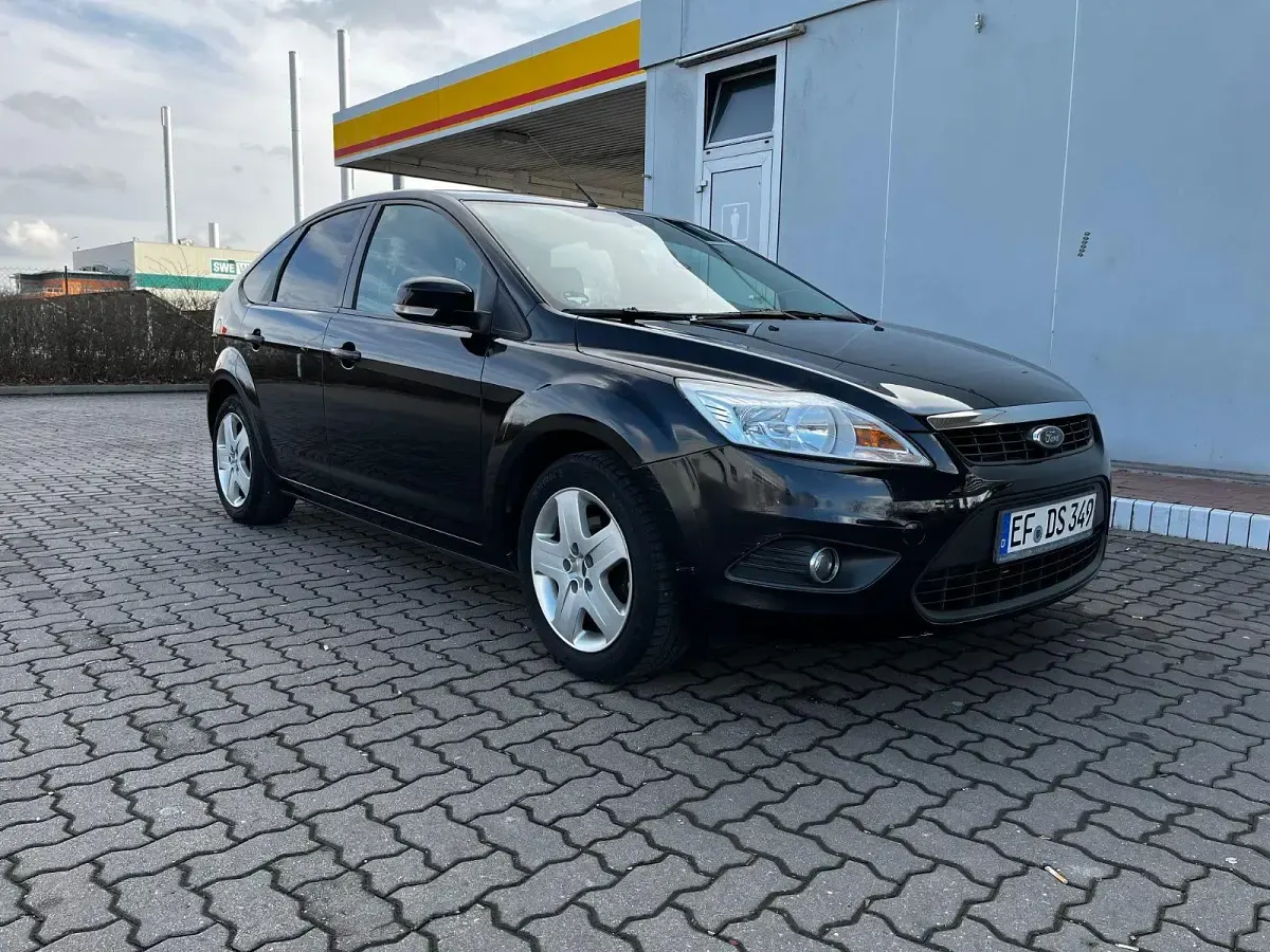 Gebraucht Ford Focus Ambiente 101 PS (74 kW) 2007 Schwarz Limousine
