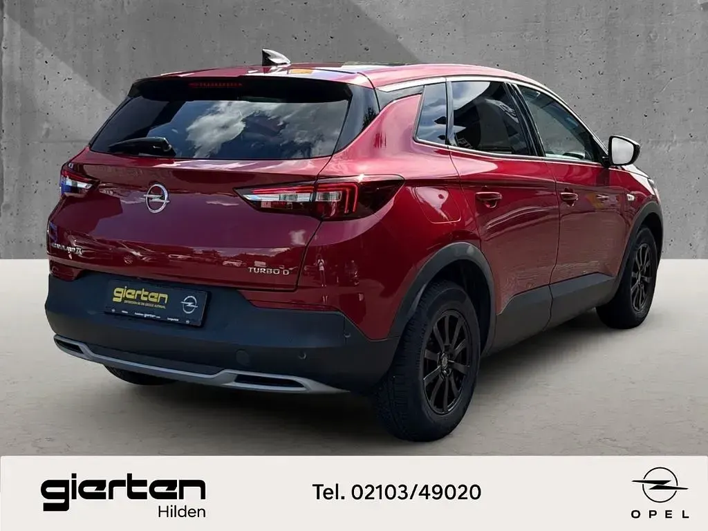 Gebraucht Opel Grandland X Innovation 120 PS (88 kW) 2017 Rot SUV