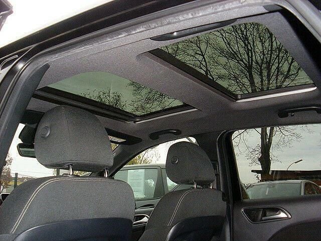 Gebraucht Mercedes B180 122 PS (89 kW) 2014 Schwarz Van / Kleinbus