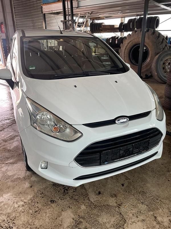Weiß Gebraucht 2013 Ford B-MAX Van / Kleinbus | 5.200 € - Bild 1/4