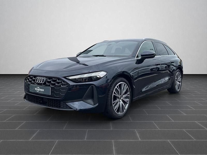 Firmamentblau metallic (metallic) Gebraucht 2025 Audi A5 Ambiente Kombi | 49.990 € - Bild 1/4