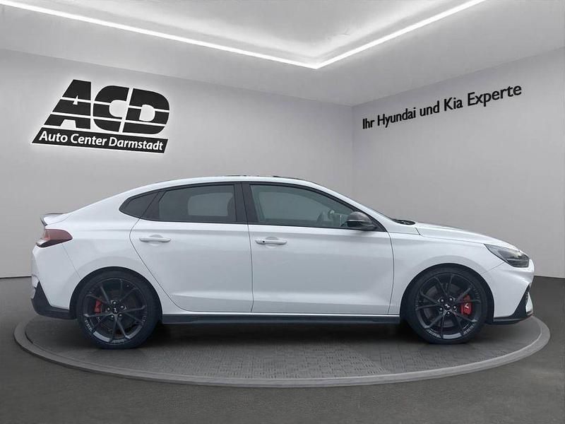 Gebraucht Hyundai i30 280 PS (205 kW) 2022 Polar white Limousine