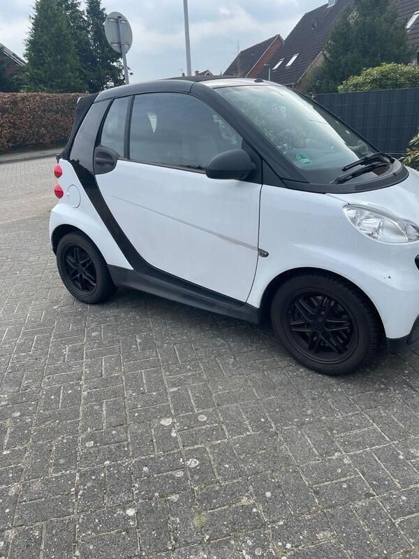 Weiß Gebraucht 2012 Smart ForTwo Coupé Pulse Cabrio | 4.100 € (Guter Preis) - Bild 1/4