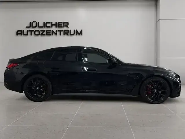 Gebraucht BMW M440 M Sport 374 PS (275 kW) 2023 Schwarz Limousine