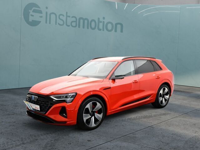 Gebraucht Audi Q8 e-tron Ambiente 300 kW (408 PS) 2023 Rot SUV