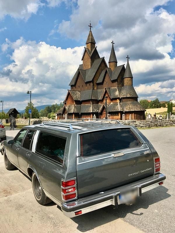Gebraucht Chevrolet Caprice 141 PS (103 kW) 1989 Grau Limousine