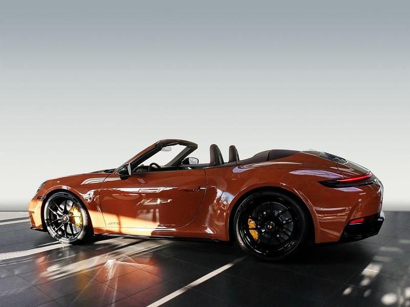 Neu Porsche 911 541 PS (397 kW) 2025 Braun Cabrio