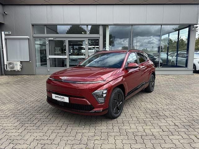 Rot Neu 2025 Hyundai Kona Trend SUV | 33.390 € (Superpreis) - Bild 1/4