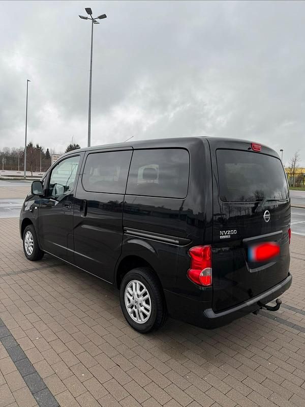 Gebraucht Nissan NV200 90 PS (66 kW) 2012 Schwarz Van / Kleinbus