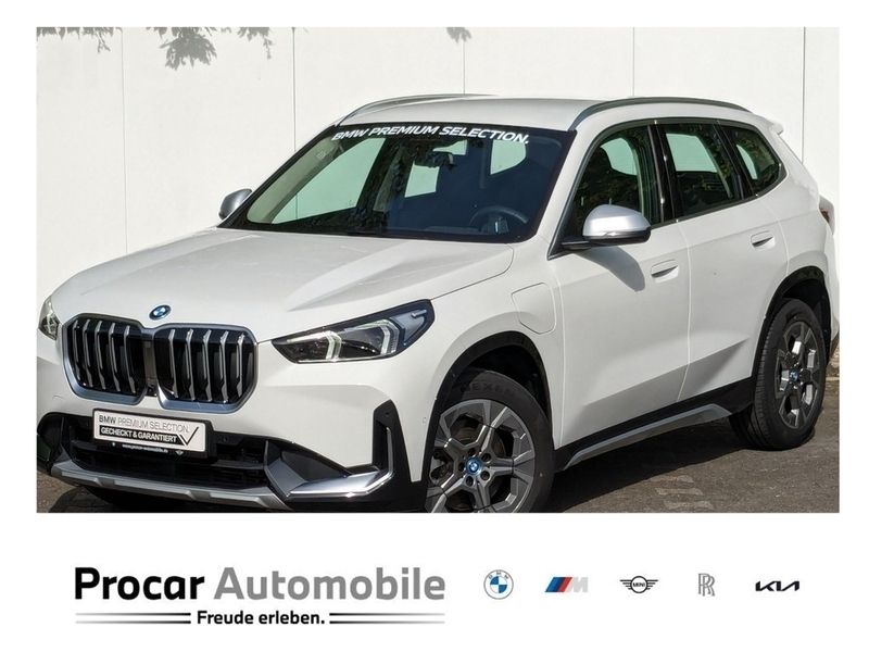 Gebraucht BMW iX1 xLine 239 kW (326 PS) 2023 Weiss SUV