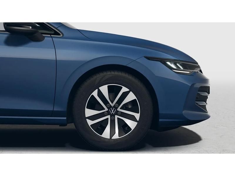 Gebraucht VW Golf VIII Life 150 PS (110 kW) 2026 Schwarz Limousine