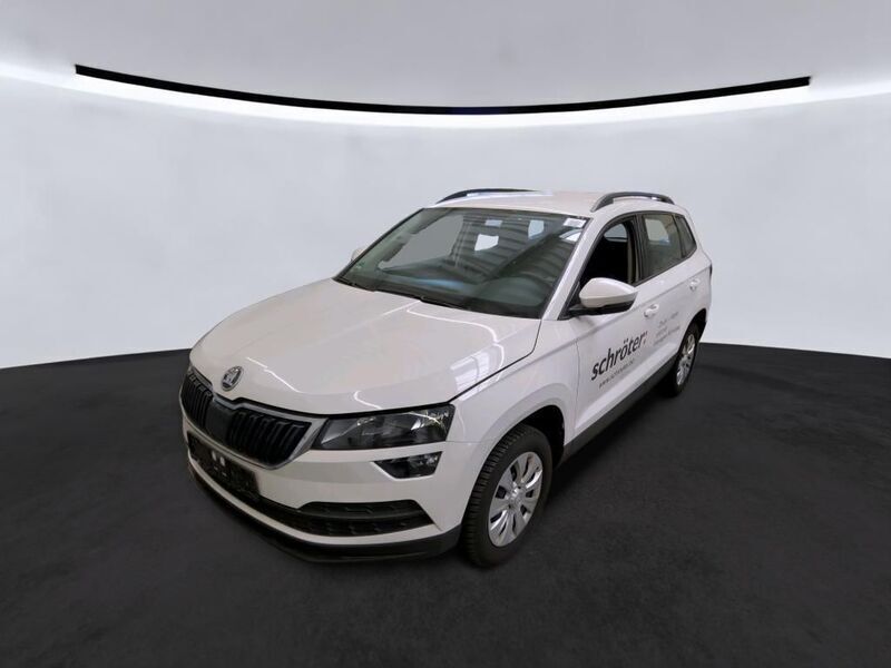 Weiß Gebraucht 2021 Skoda Karoq Ambition SUV | 14.990 € - Bild 1/4
