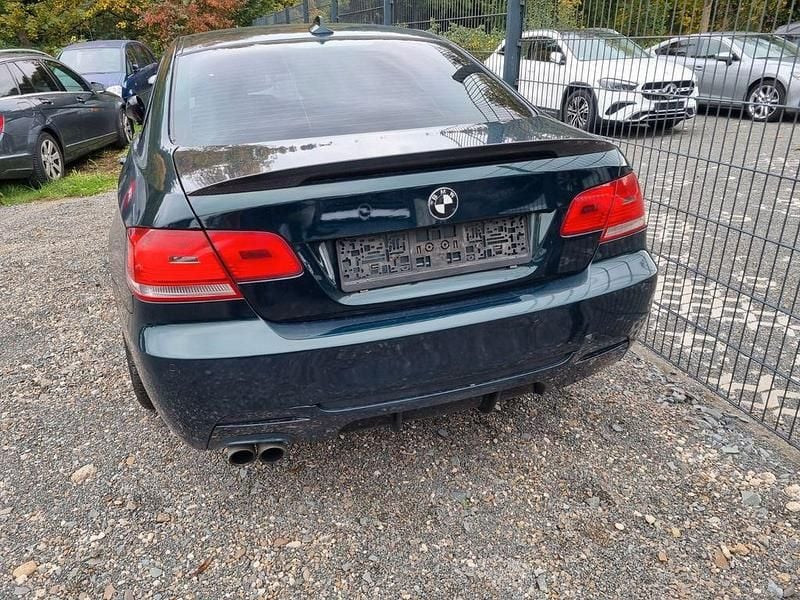 Gebraucht BMW 330 Performance 231 PS (169 kW) 2006 Grün Coupé