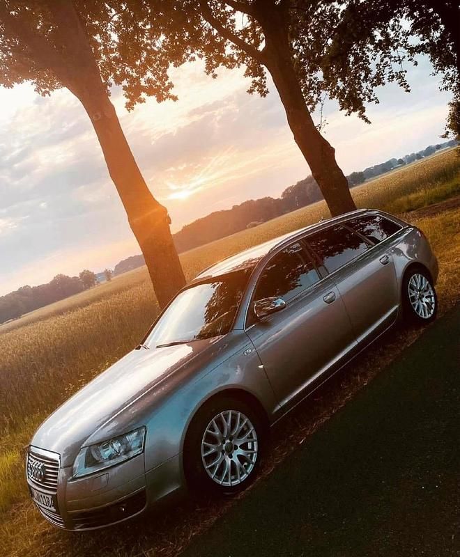 Silber Gebraucht 2006 Audi A6 Kombi | 3.000 € (Guter Preis) - Bild 1/4