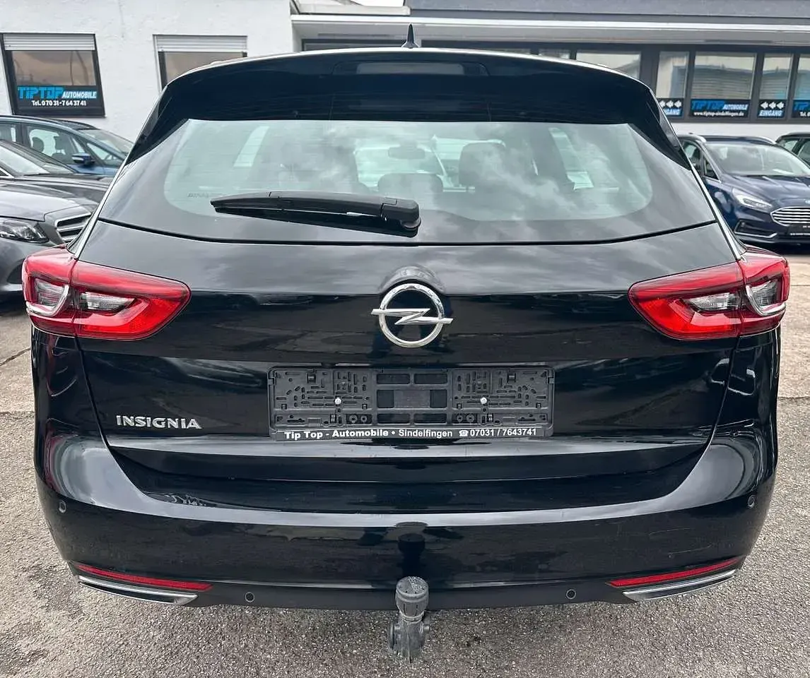 Gebraucht Opel Insignia Elegance 174 PS (127 kW) 2022 Schwarz Kombi