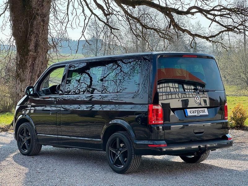 Second-hand VW T6 150 CP (110 kW) 2016 Negru Van