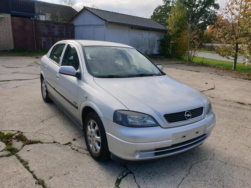 Silber Gebraucht 2003 Opel Astra Njoy Kombi | 1.250 € (Guter Preis) - Bild 1/4
