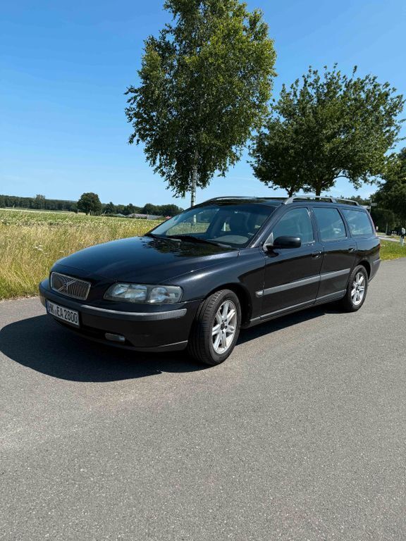 Schwarz Gebraucht 2003 Volvo V70 Kombi | 3.250 € (Teuer) - Bild 1/4