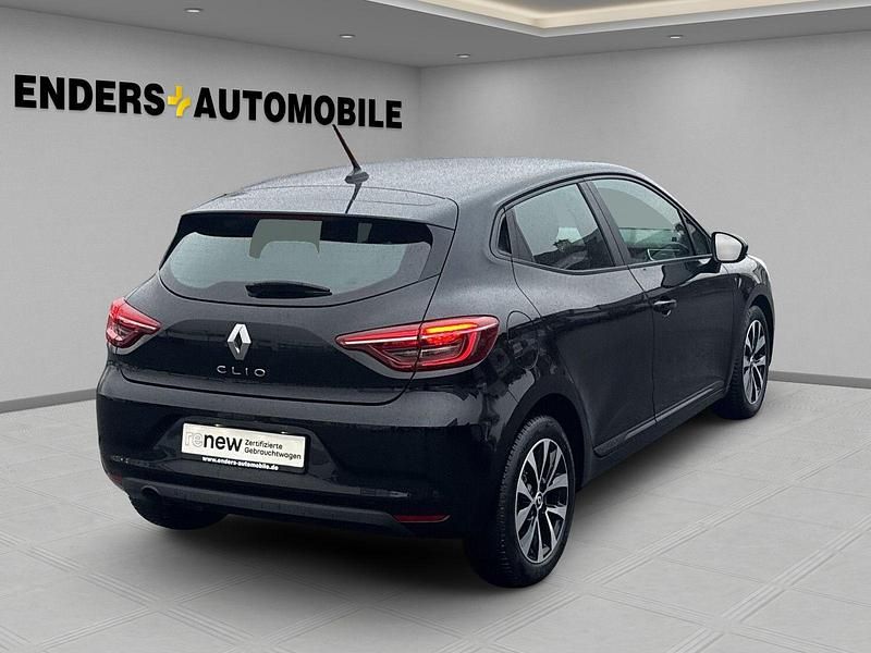 Gebraucht Renault Clio V Equilibre 91 PS (66 kW) 2023 Schwarz Kleinwagen