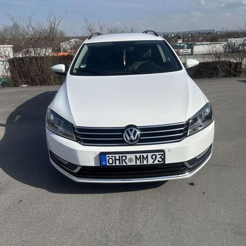 Gebraucht VW Passat Comfortline 140 PS (102 kW) 2011 Limousine