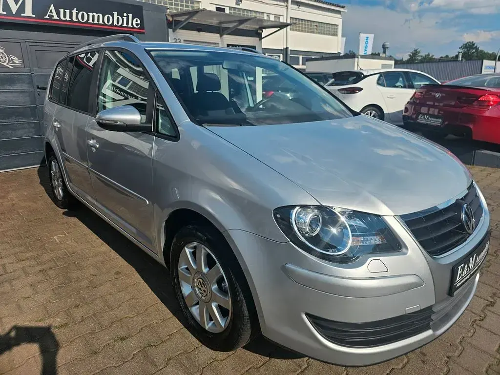 Gebraucht VW Touran Freestyle 140 PS (102 kW) 2010 Silber Van / Kleinbus